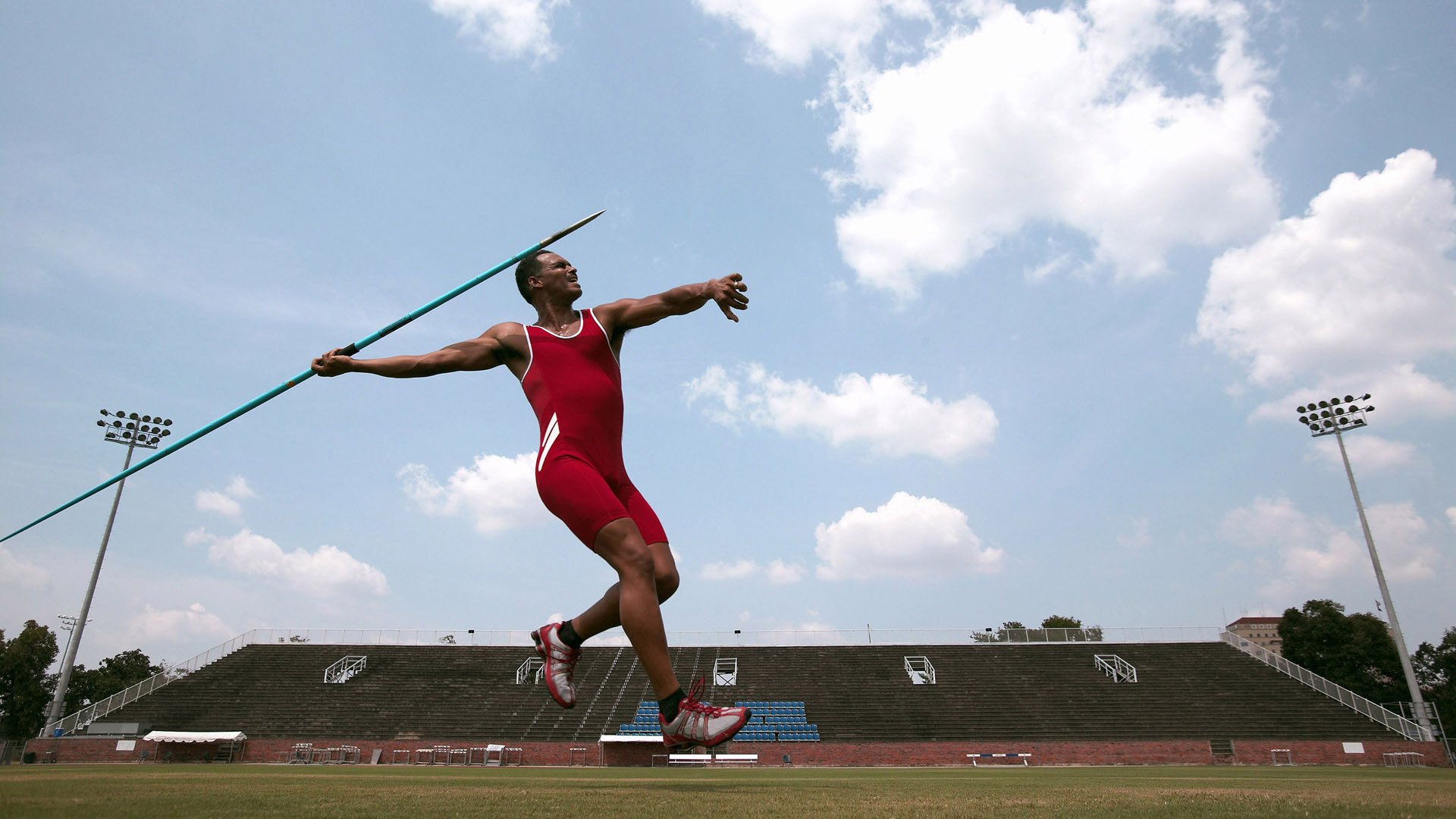 开云官网APP下载-《电子竞技为何能崛起？行业专家详解》，电子竞技为什么这么火