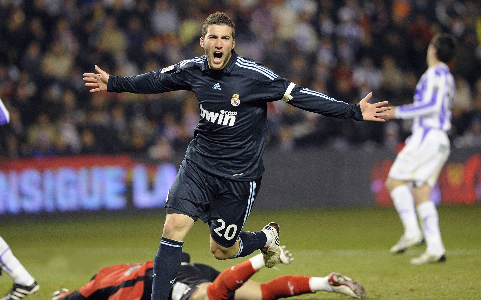 《电子竞技为何能崛起？行业专家详解》，电子竞技为什么这么火